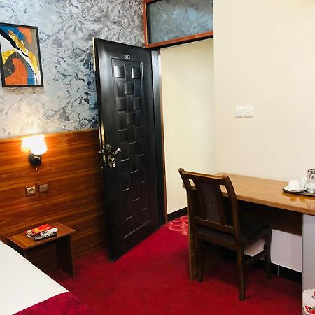 Khyber Hotel Kábul Exteriér fotografie