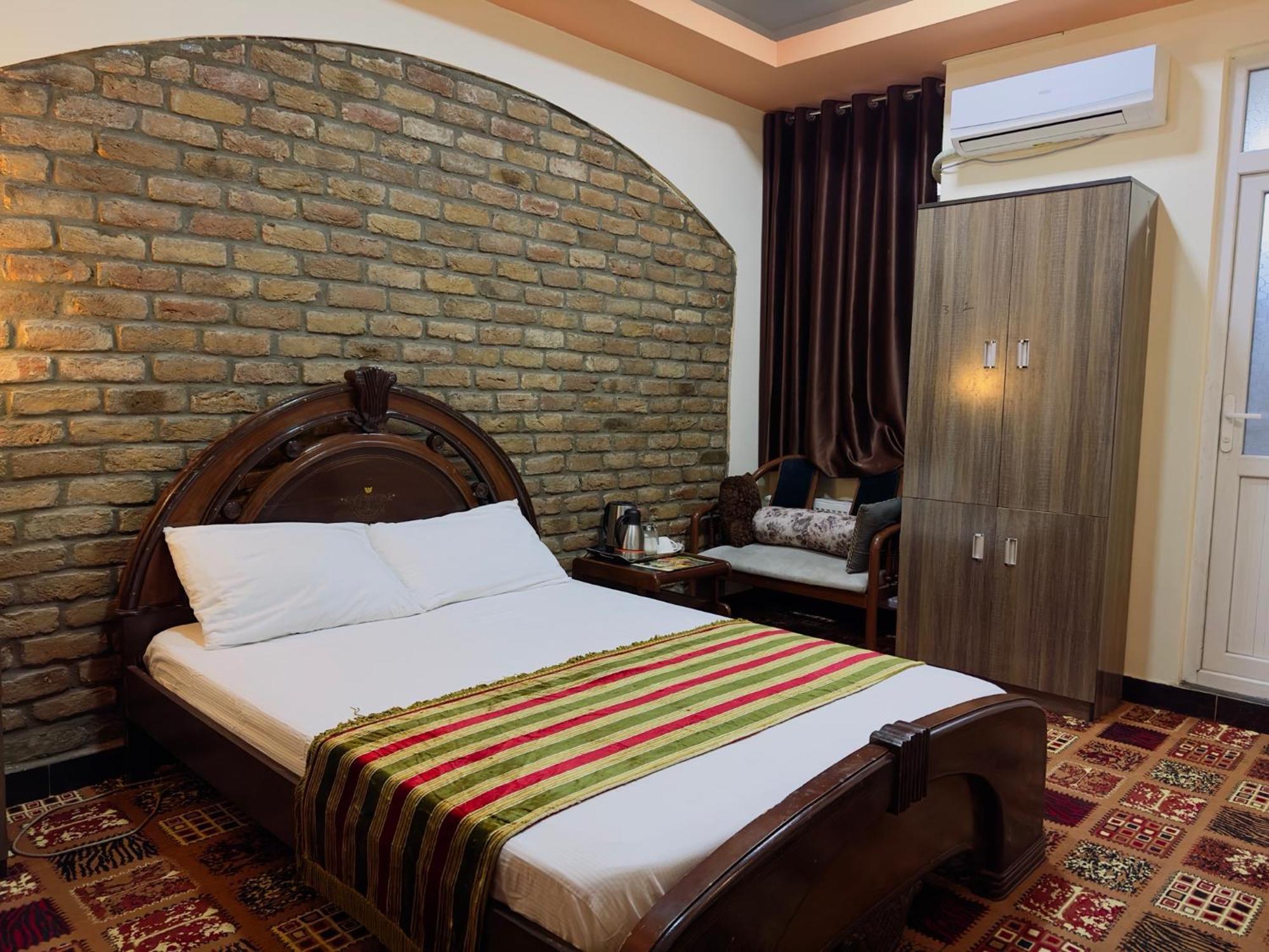 Khyber Hotel Kábul Exteriér fotografie
